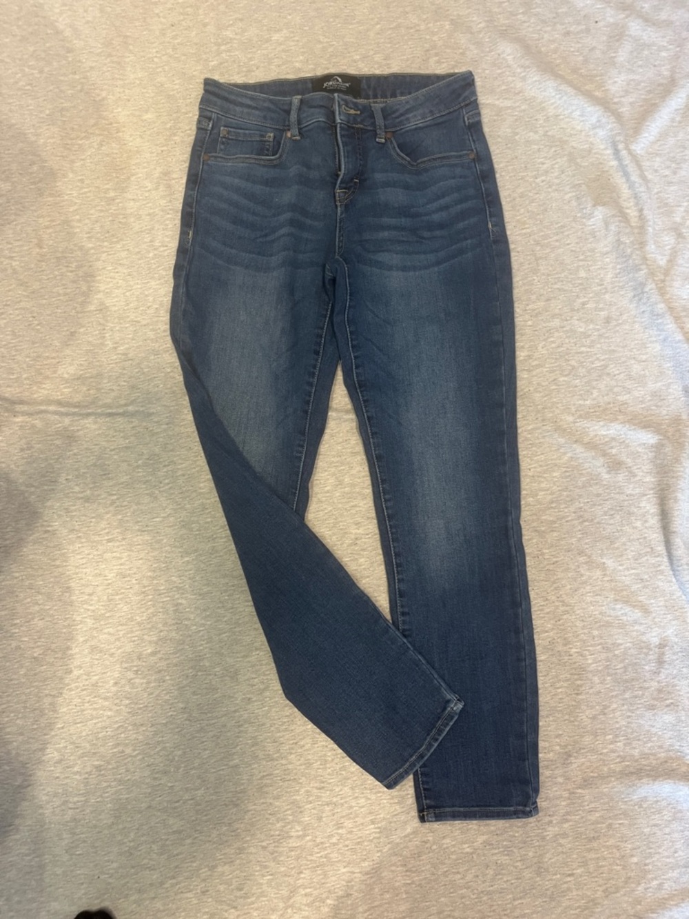 Jordache Dark Blue mid-Rise Women’s Skinny Jeans